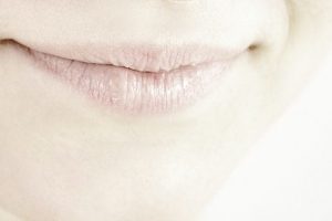 How to Use Lip Scrubs: How to Exfoliate Your Lips for a Smooth Plump Look